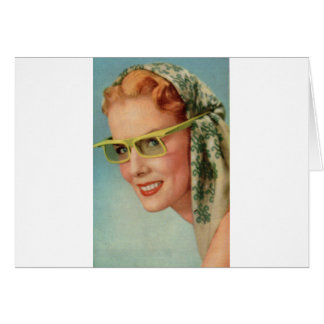rote Haare, Zitronengelbe Sonnenbrille
