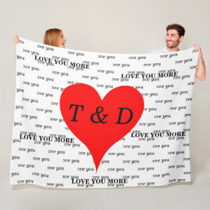 Rote Herzen lieben dich lieben dich mehr Monogramm Fleecedecke