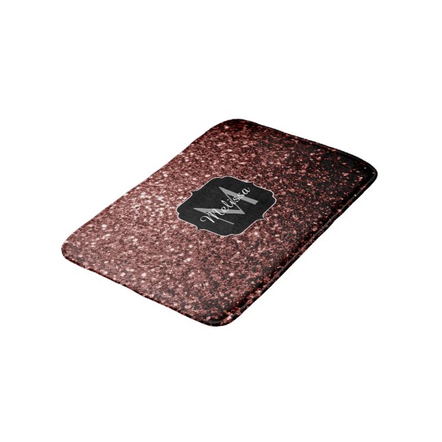 Rote Imitat Glitzer Glitzern Monogramm Badematte (Schrägansicht)