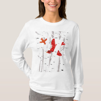 Rote Kardinäle in der Winterlandschaft der weißen  T-Shirt