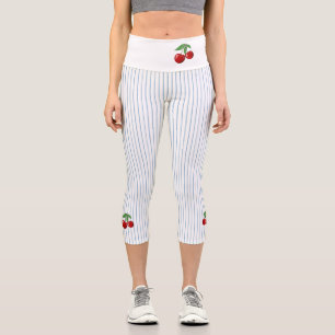 Rote Kirschen auf blauen Streifen Custom Capri Leggings