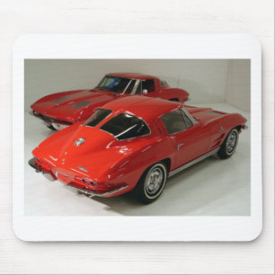 Rote Korvette mit klassischer Split Mousepad