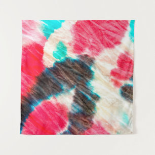 Rote künstlerische Verschmutzung. Shibori-Muster. Wandteppich