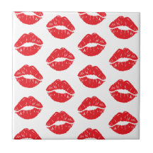 Rote Lippen, roter Lippenstift, Kuss, Lippenmuster
