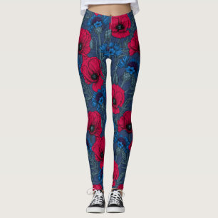 Rote Mohnblumen und blaue Maisblumen auf blau Leggings
