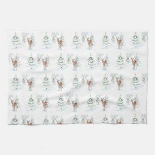 Rote Nase Deer im Snowy Forest of Christmas Trees Geschirrtuch