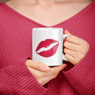 Rote Ombre-Lippenstift Diva-Lippen Tasse
