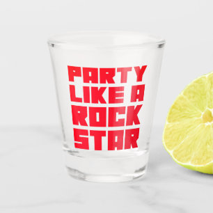 Rote Partei wie ein Rockstar Schnapsglas
