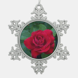 Rote Rose aus der Nähe Schneeflocken Zinn-Ornament