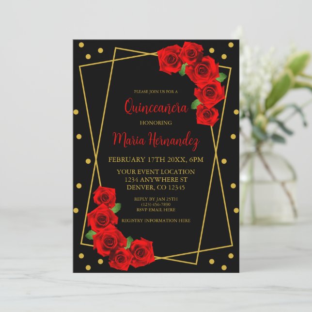 Rote Rose Black und Gold Quinceñera Einladung (Stehend Vorderseite)