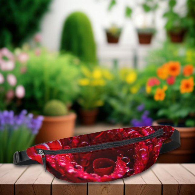 Rote Rose Makrofotografie Botanisch Bauchtasche (Von Creator hochgeladen)