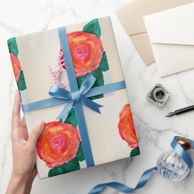 Rote Rose mit grünen Blättern Geschenkpapier (Schenken)