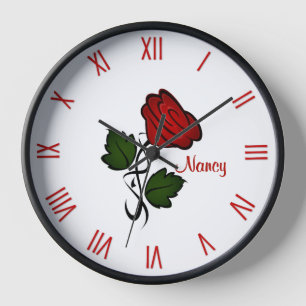 Rote Rose mit Namen römische Zahlen Uhr