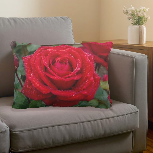 Rote Rosen-Akzentschoner Dekokissen (Von Creator hochgeladen)