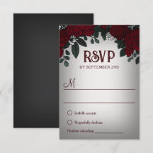 Rote Rosen Babyatmung Dunkle Romantik-Hochzeit