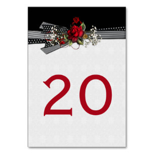 Rote Rosen Gipskraut Schwarze Ribbons Tischkarten Tischnummer