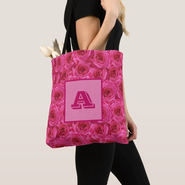 Rote Rosen, Monogramm, personalisiert (Von Nahem)