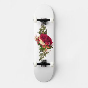 Rote Rosen stolzieren Skateboard