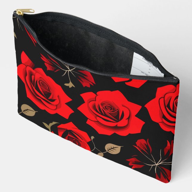 Rote Rosen Zubehörtasche (Offen)