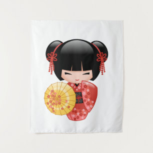 Rote Sakura Kokeshi Puppe - Süße japanische Geisha Wandteppich