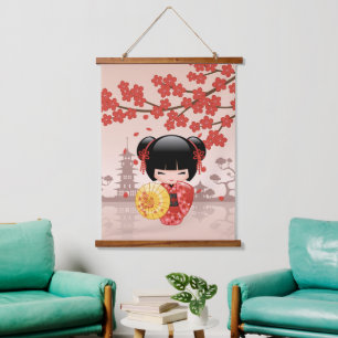 Rote Sakura Kokeshi Puppe - Süße japanische Geisha Wandteppich Mit Holzrahmen