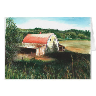 Rote Scheune auf einem Feld