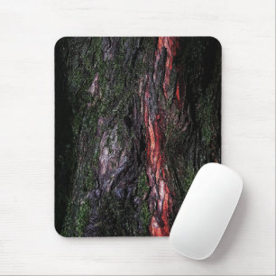 Rote schwarze Holzbäume Mousepad