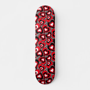 Rote, schwarze, weiße Herzen, Valentinstag . Skateboard
