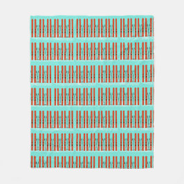 Rote Skier auf blauem Hintergrund Fleecedecke