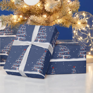 Rote Socken und Baseball-Schmuck an einem Baum Geschenkpapier