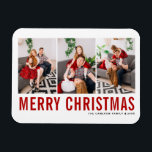 Rote Typografie Frohe Weihnachten Drei FotoCollage Magnet<br><div class="desc">Frohe Weihnachten! Bringen Sie eine Touch Feiertagsmagnet auf Ihre Zuhause mit unserem individualisierbaren Foto Christmas Magnet! Dieser Magnet ist perfekt für die Präsentation von gepflegten Erinnerungen geeignet und ermöglicht es Ihnen, dieses Foto mit Ihrem Lieblingsfest zu personalisieren. Ein ideales Geschenk für Familie und Freunde - kreieren Sie unvergessliche Seen für...</div>