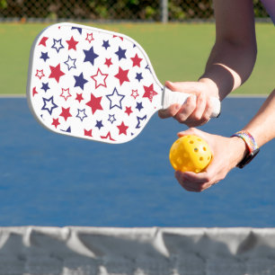 Rote und blaue Sterne, 4. Juli, weißer Hintergrund Pickleball Schläger