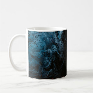 Rote und blaue Tapete Kaffeetasse