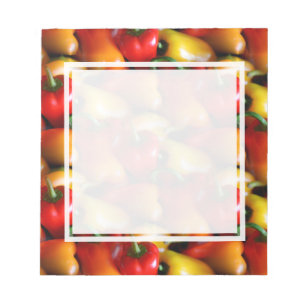 Rote und gelbe Paprikaschoten Notizblock