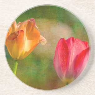 Rote und gelbe Tulpen auf texturiertem Hintergrund Untersetzer