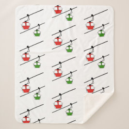 Rote und grüne Gondeln auf weißer Decke Sherpadecke