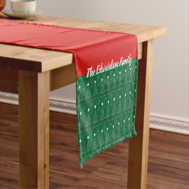 Rote und grüne Weihnachtsbäume fassen Kurzer Tischläufer