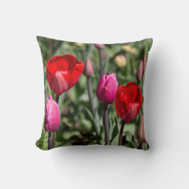 Rote und lila Tulpen-Poster Kissen