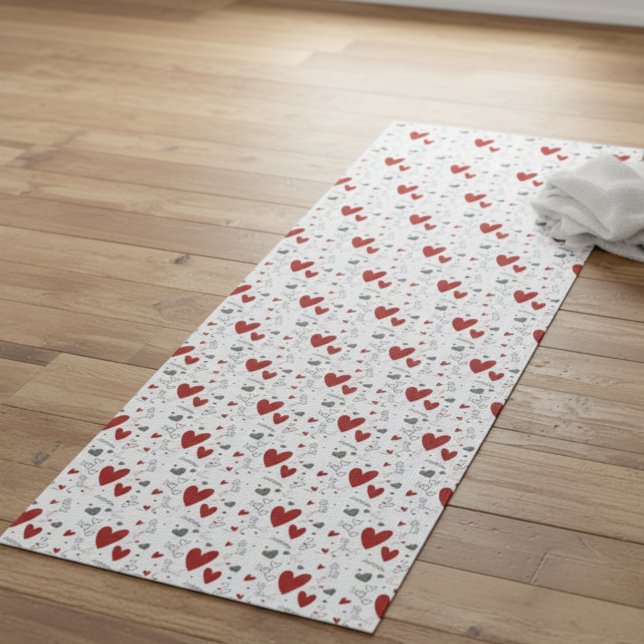 Rote und schwarze handgezeichnete Doodle-Herzen Yogamatte (cute modern red and black hearts yoga mat for yogi women love hand drawn doodles)