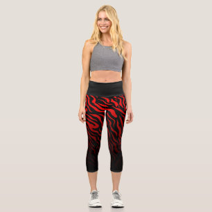 Rote und schwarze Zebrastreifen: Stilvolle Legging