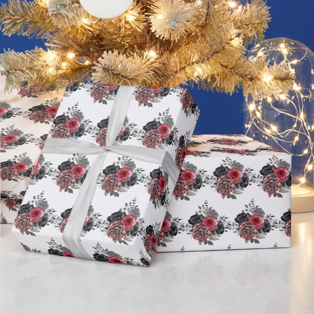Rote und silberne elegante Blumen Geschenkpapier (Feiertage)