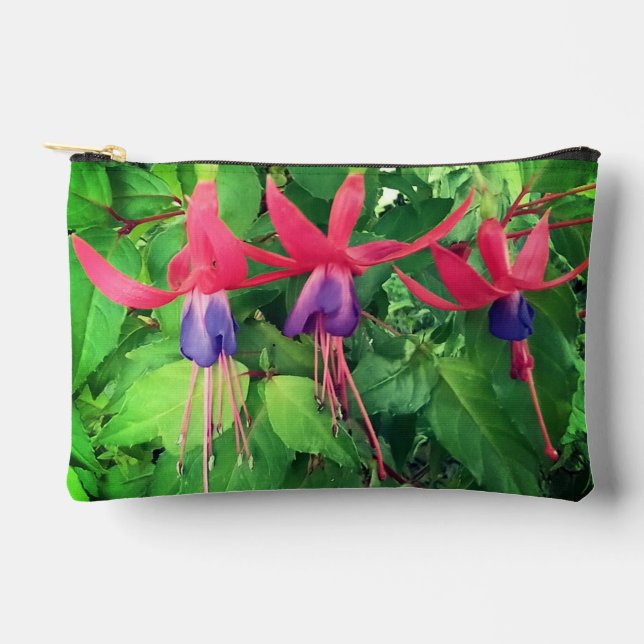Rote und violette Blumen Zubehörtasche (Vorderseite)