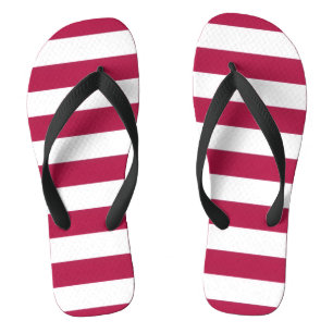 Rote und weiße gestreifte Flip Flops – Sommer-Stra
