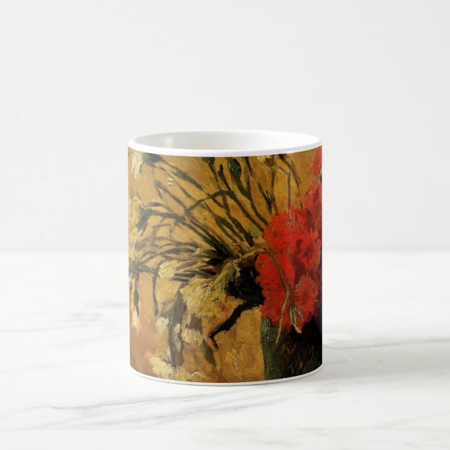 Rote und weiße Nelken von Vincent van Gogh Kaffeetasse (Mittel)