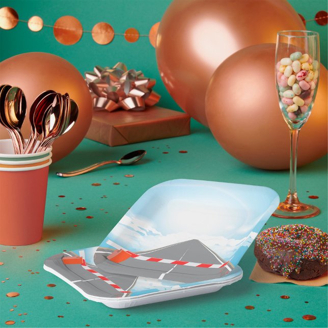 Rote und weiße Straßensperre blockiert Pappteller (Von Creator hochgeladen)