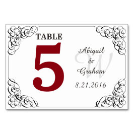 Rote und weiße Tischkarte Tischnummer