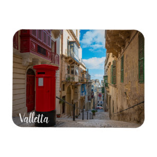 Rote Vintage Postbox in Malta Magnet
