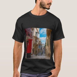 Rote Vintage Postbox in Malta T-Shirt