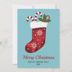 Rote Weihnachtsstrumpf auf Blau mit individuellem Feiertagskarte