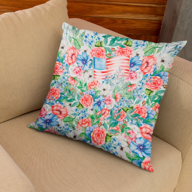 Rote weiße und blaue Blumen Patriotisch 4. Juli Kissen (Von Creator hochgeladen)